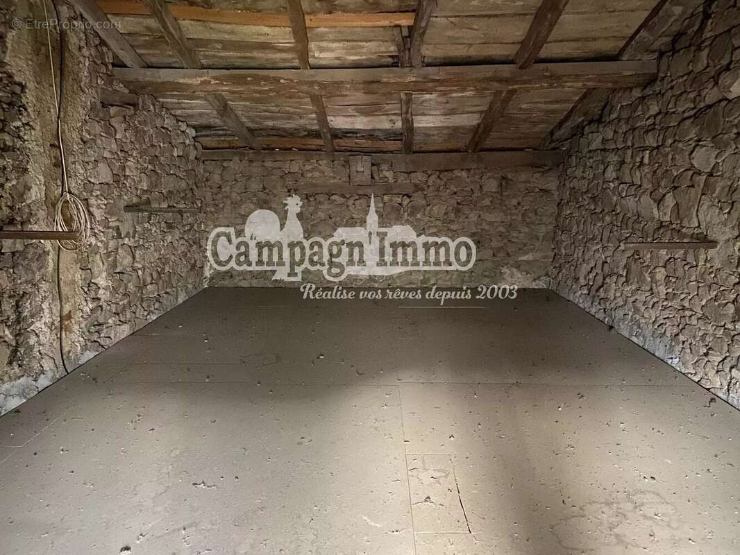 Maison à SAINT-FORGEUX