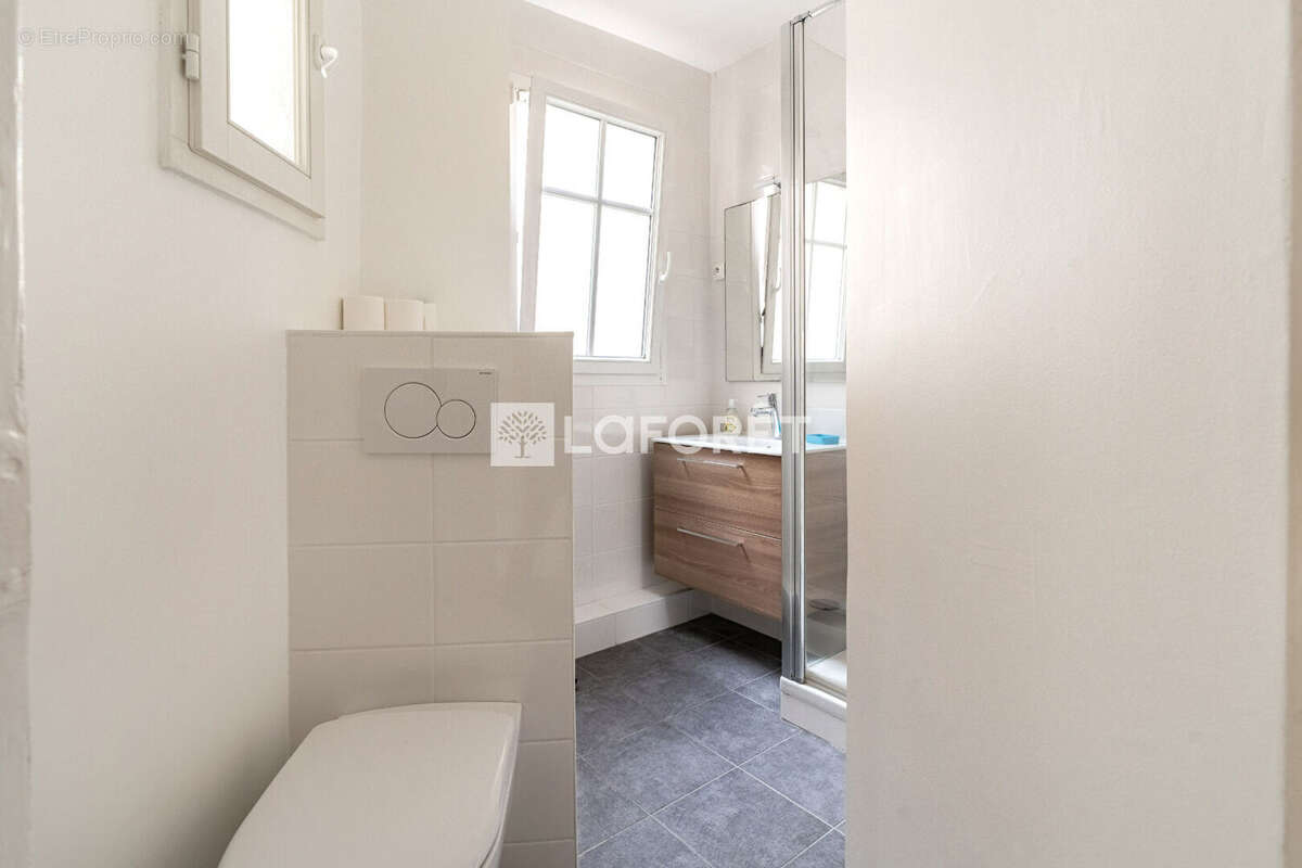 Cachet - Immeuble pierre de taille - coeur du 2ème arrondissement - photo 8