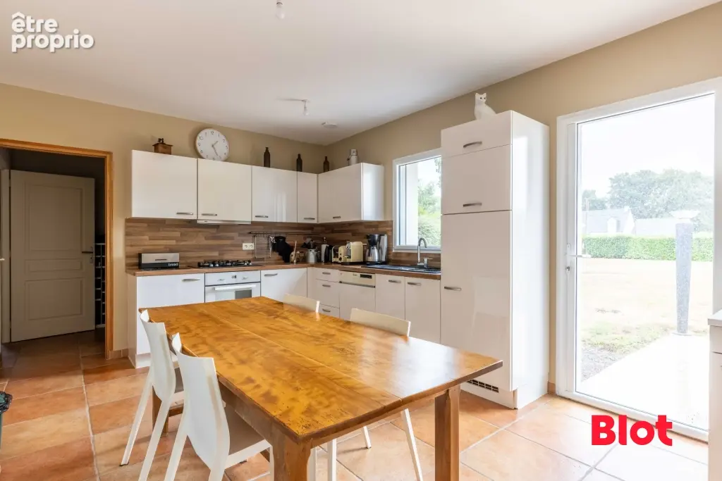 Maison 8 pièces 243 m² à vendre à Sens-De-Bretagne (35490) - photo 5