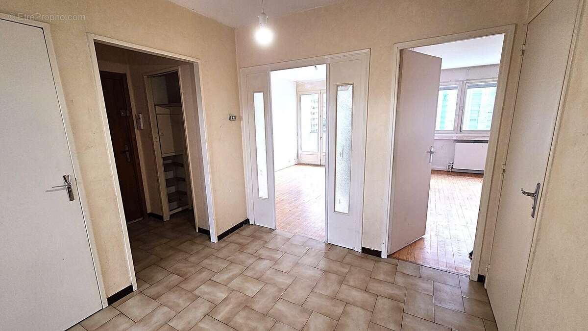 Appartement à VILLARS