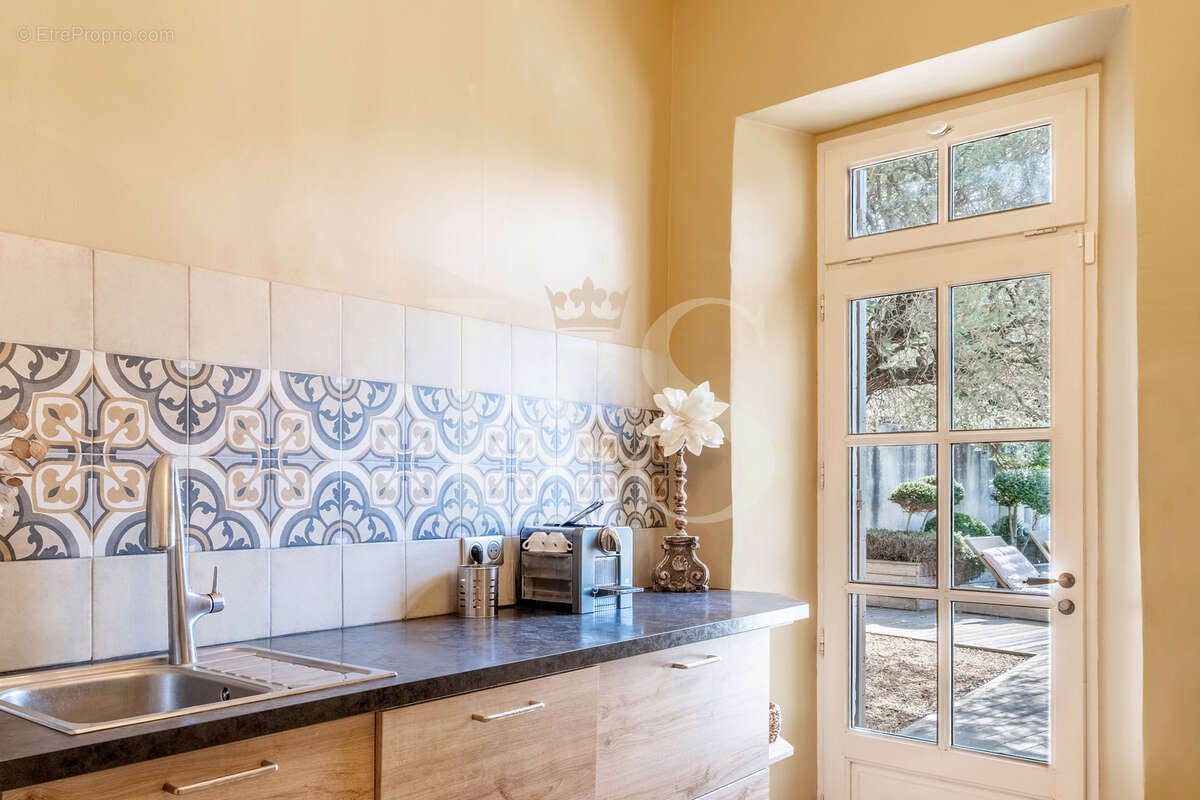 Élégante maison de caractère au cœur du Luberon. - photo 14