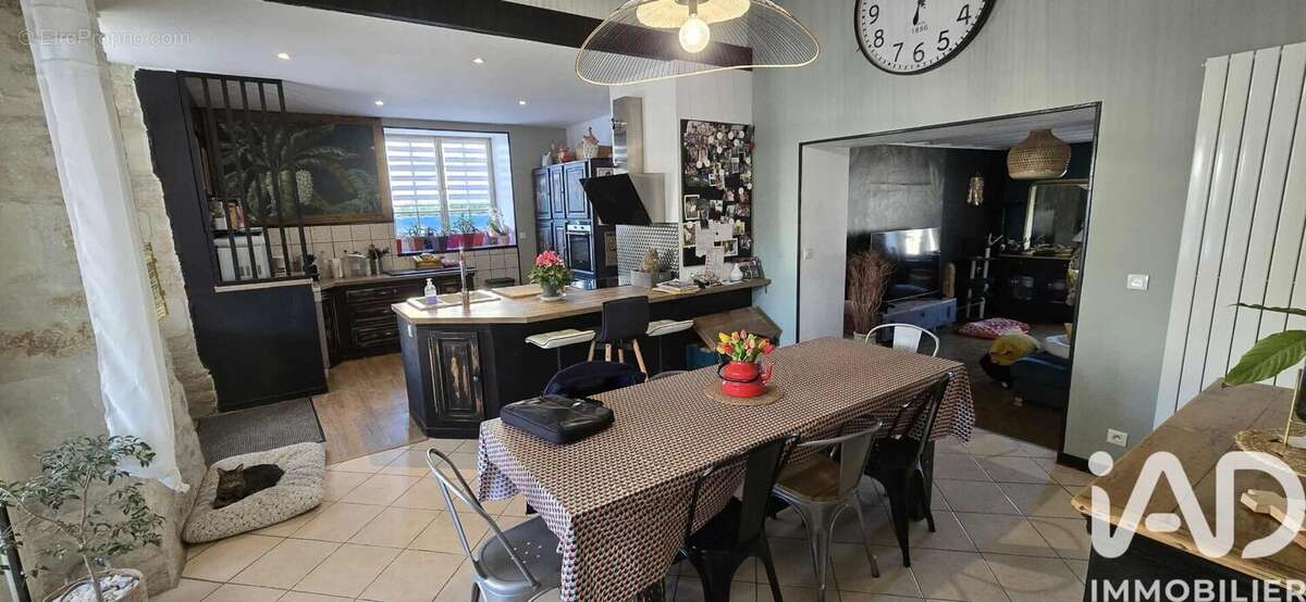 Photo 3 - Maison à SAINT-SAUVANT