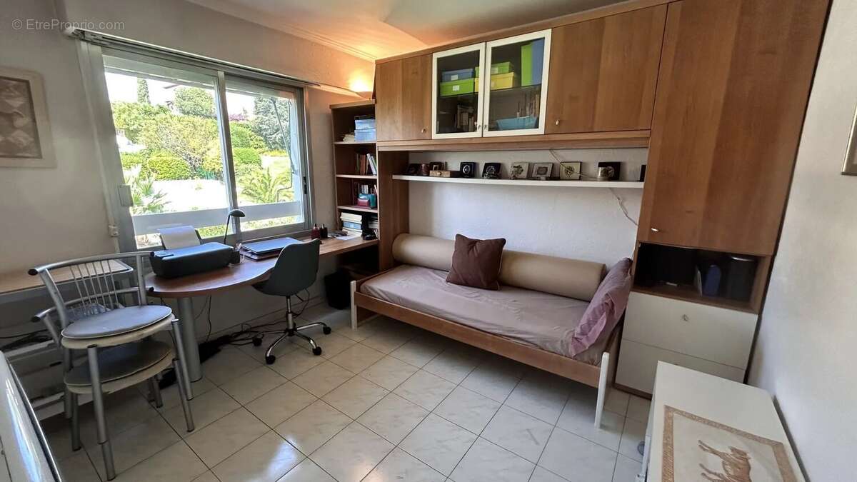 Exclusivite : appartement 3 pieces antibes quartier saint-jean - photo 10