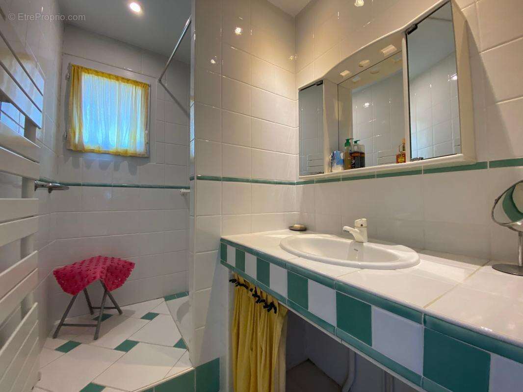 Maison à LES MATHES