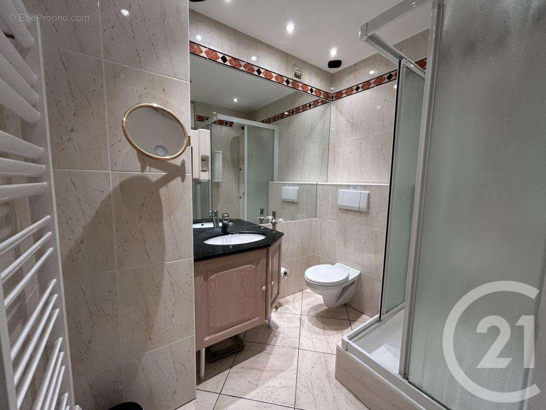 Appartement à NESLES