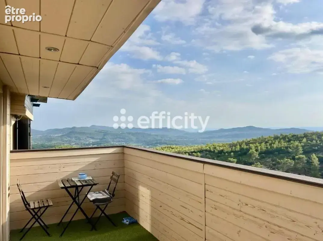 Maison 5 pièces 92 m² à vendre à Le Castellet (83330) - photo 5