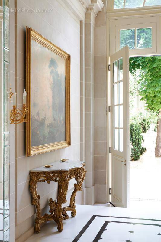 Maison à PARIS-16E