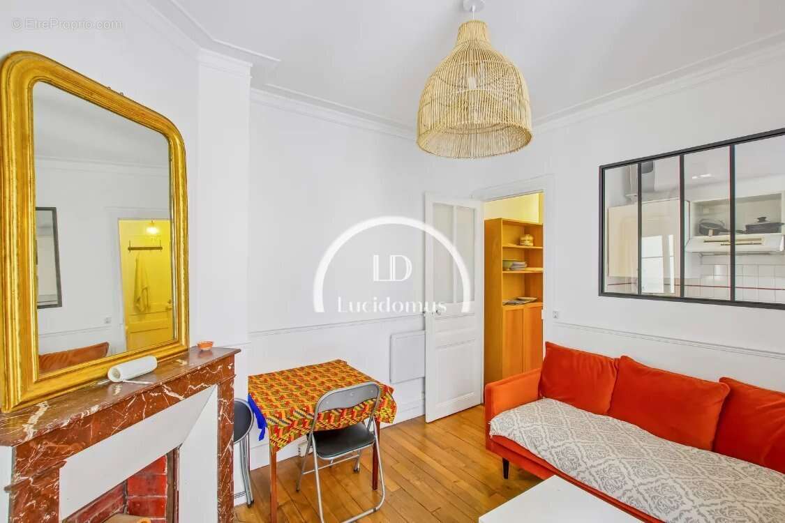 Appartement à PARIS-18E