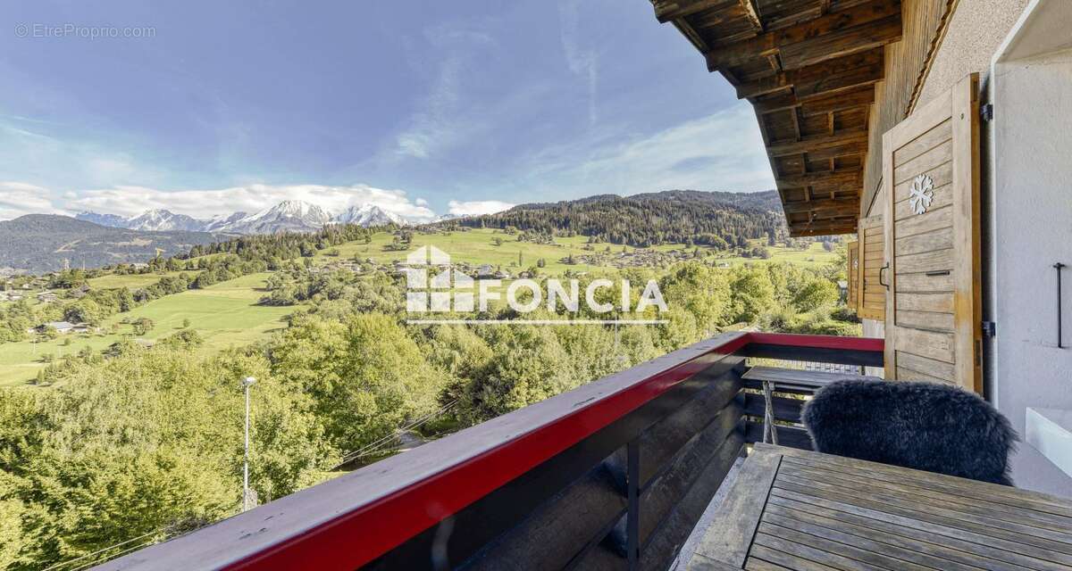 Appartement à COMBLOUX