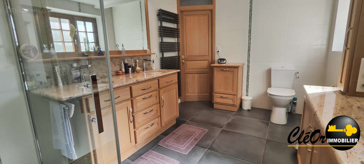 Maison à MOUTHIER-EN-BRESSE