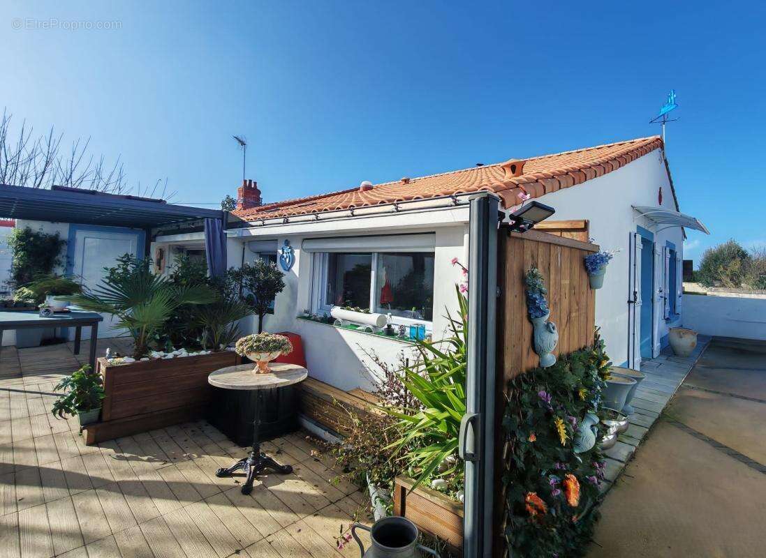 Maison à BEAUVOIR-SUR-MER