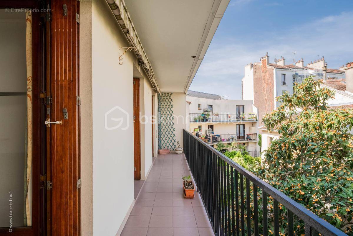 Appartement à AUBERVILLIERS