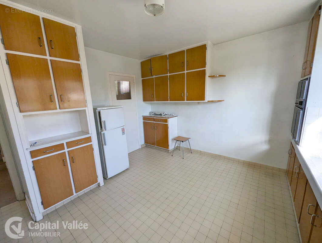 Maison à SAINT-REMY-LES-CHEVREUSE