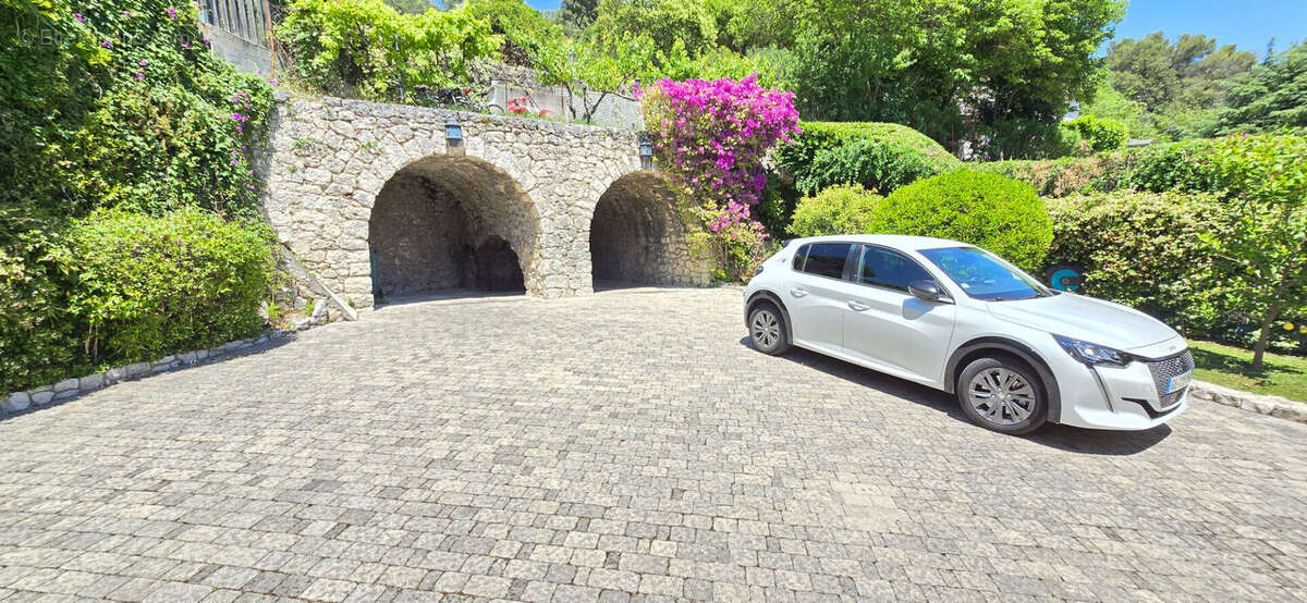 Maison à LA COLLE-SUR-LOUP