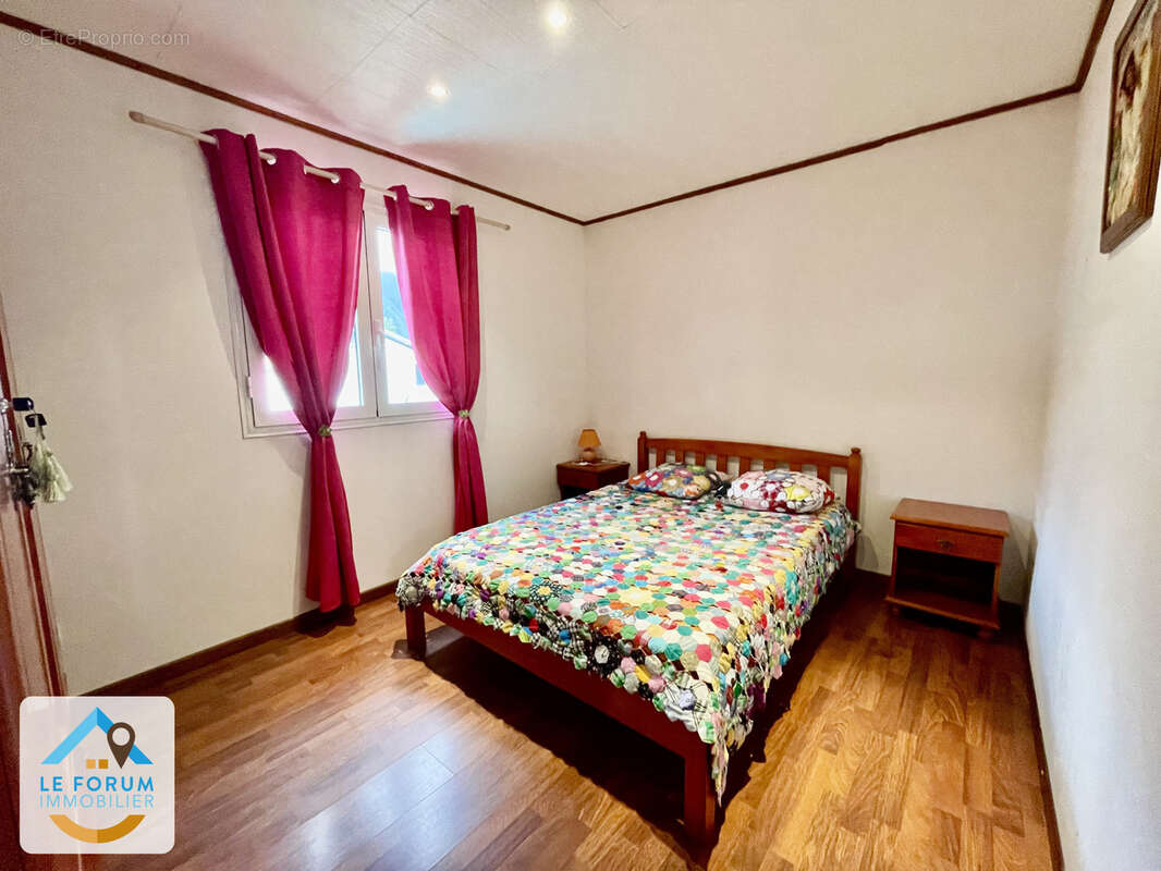 Saint joseph 97480 - grande maison - secteur calme - beaux volumes - vue montagne - piscine - photo 8