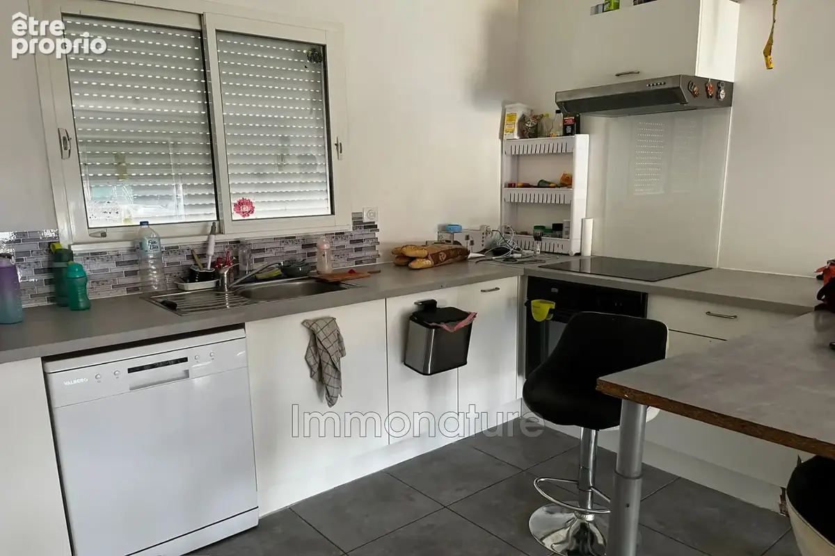 Maison 100 m² à Laroque  - photo 6