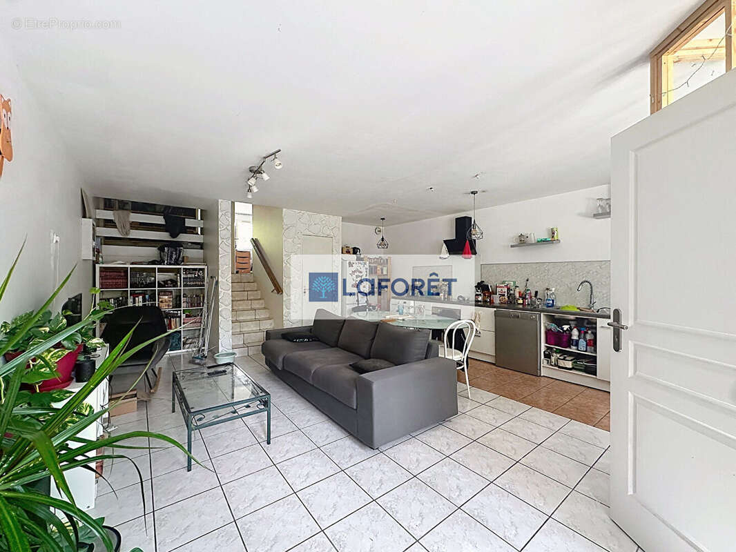 Appartement Sartrouville 5 pièce(s) 95 m2 - photo 2