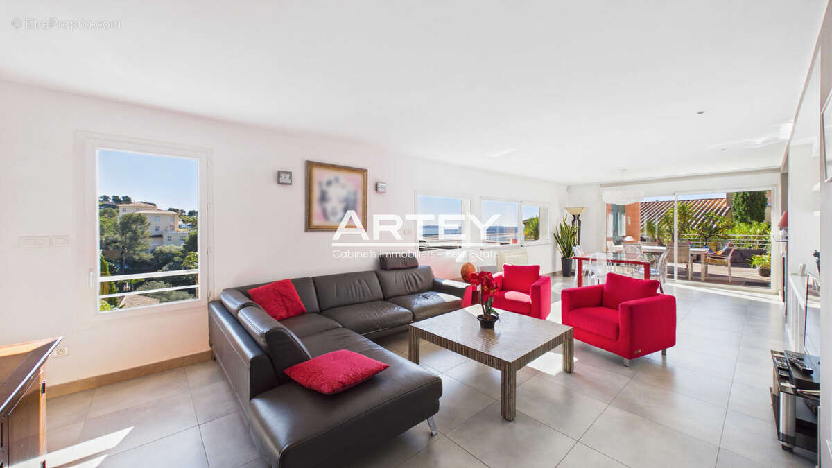 Maison à HYERES