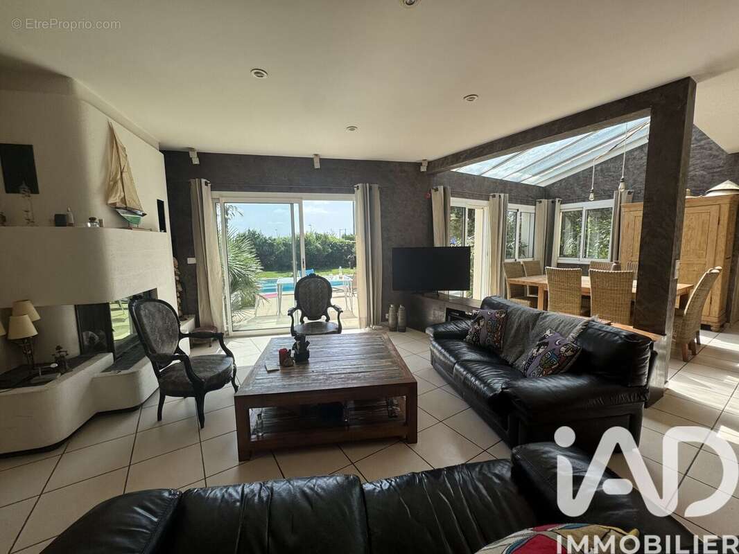 Photo 4 - Maison à LA JARNE