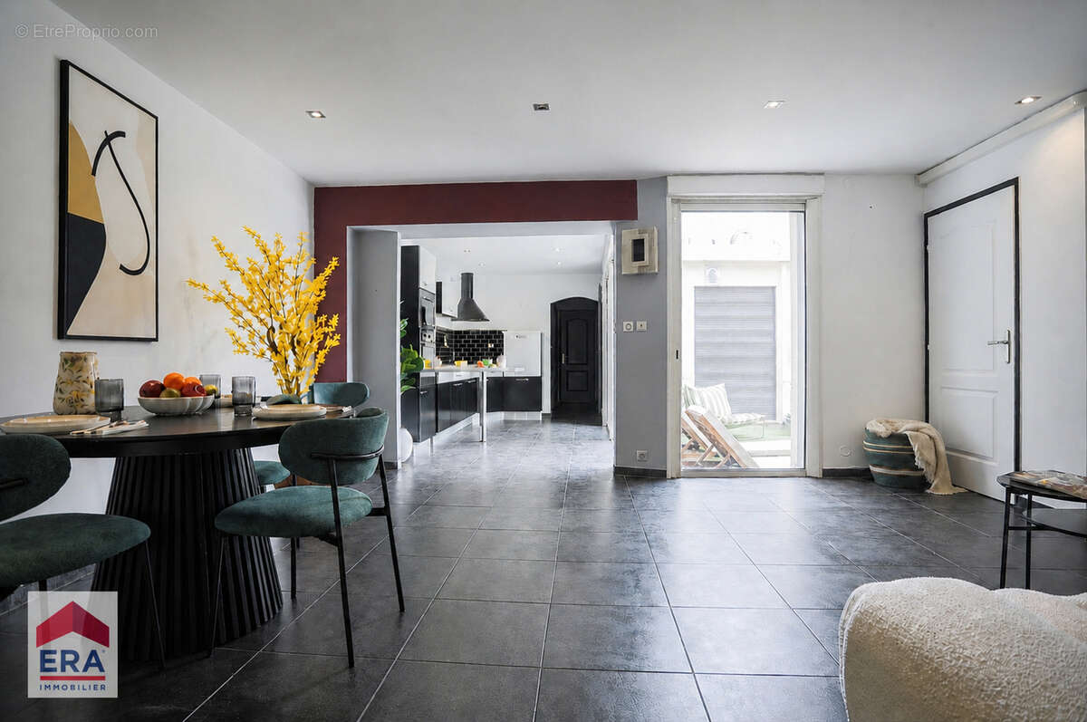 Appartement à MARSEILLE-15E