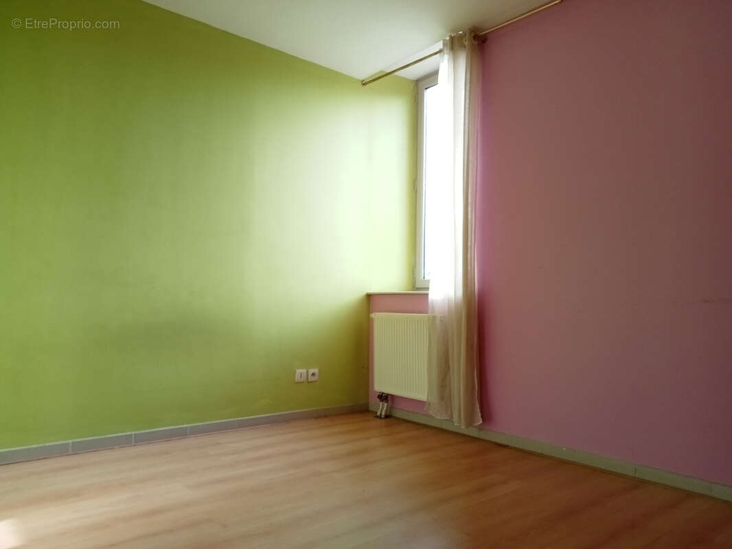 Maison à SAINT-GEORGES-LES-BAINS