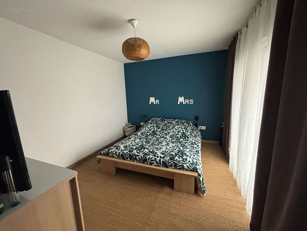 Maison à MESLAY-DU-MAINE