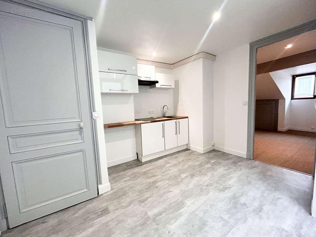 Appartement à AIX-LES-BAINS