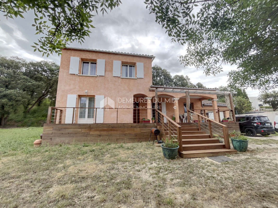 Maison à QUISSAC