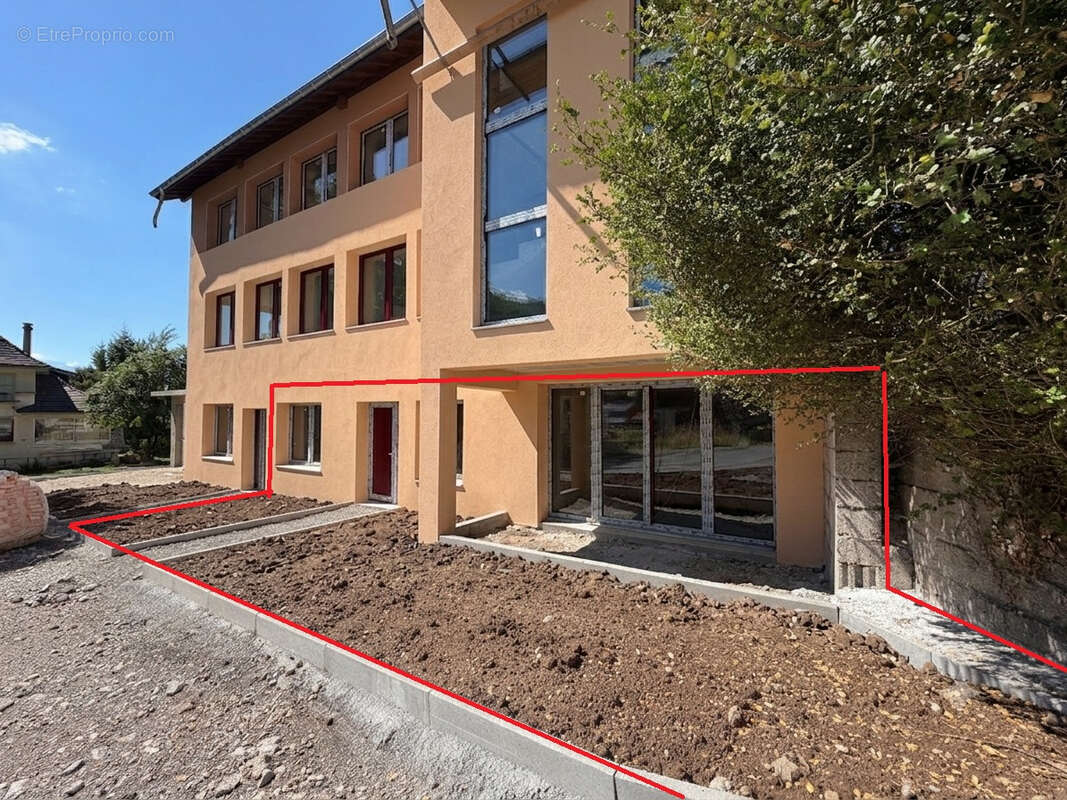Appartement à SAINT-JEOIRE