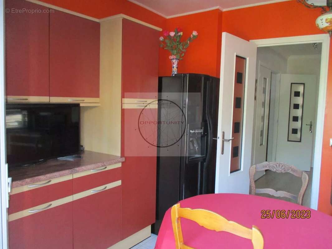 Monopropriété de rapport 235 m² habitables pour 4 studios poss 5 et un 3 pièces - photo 18