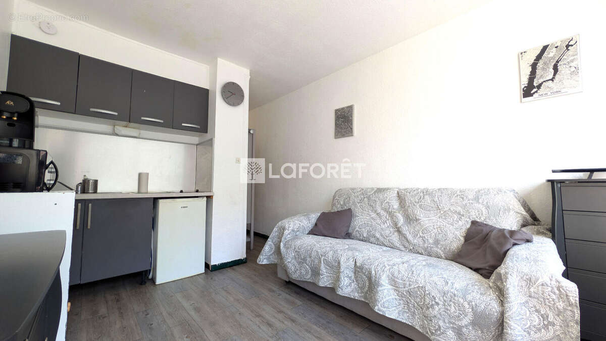 Appartement à MAUGUIO