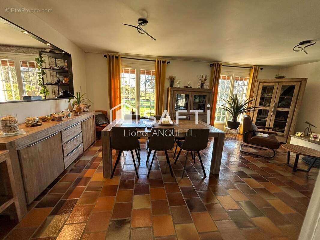 Photo 6 - Maison à DOUDEVILLE