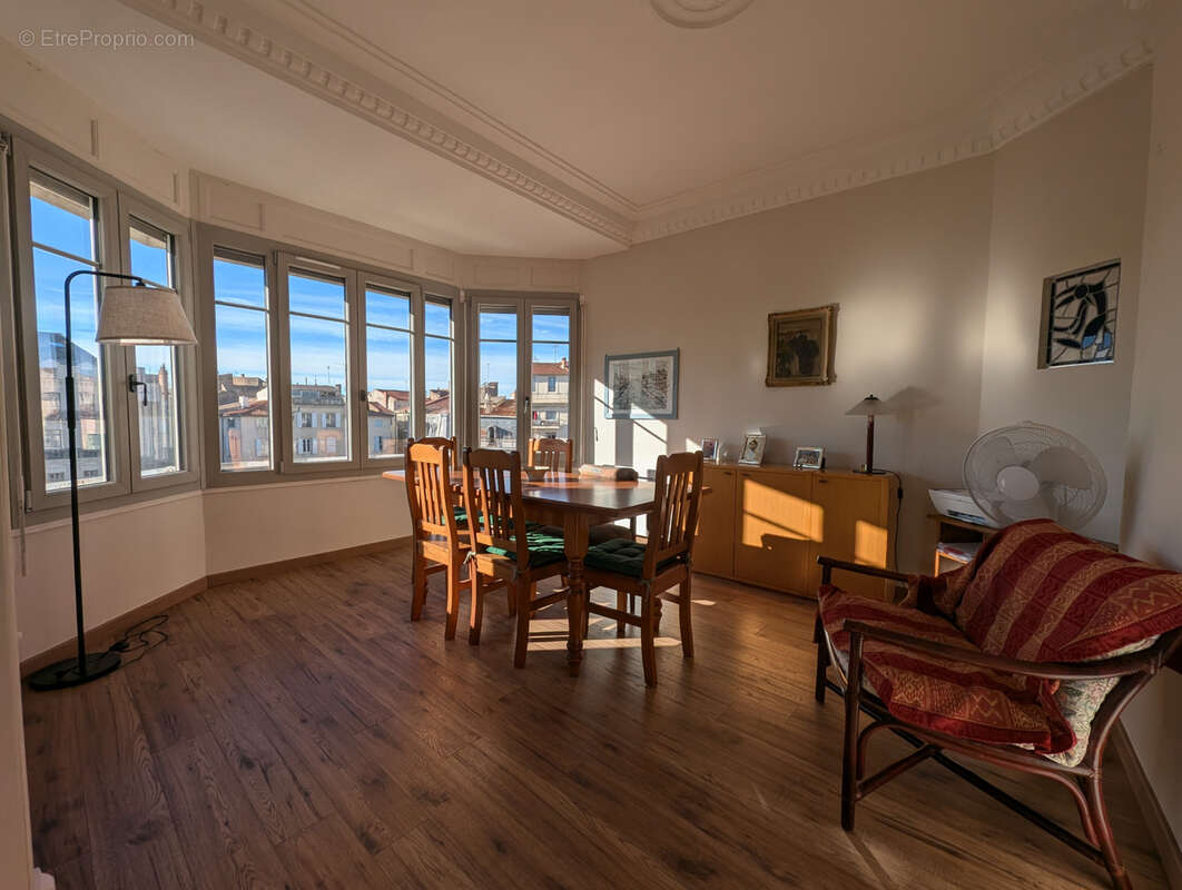 Appartement à BEZIERS