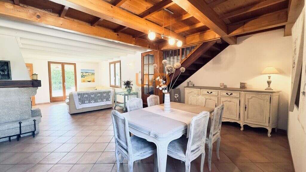 Maison à ALLEINS