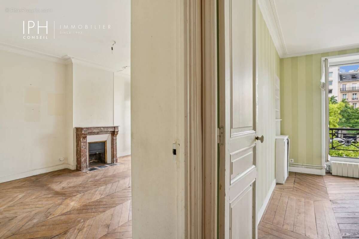 Appartement à NEUILLY-SUR-SEINE