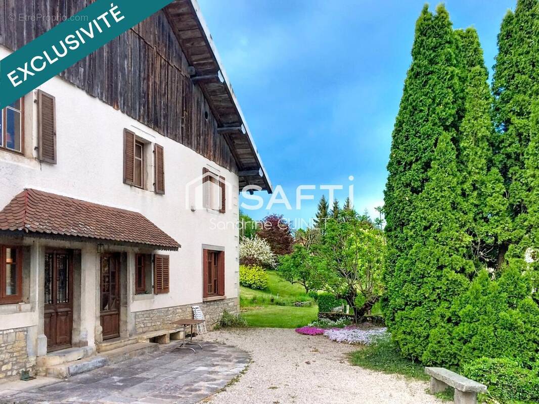 Photo 1 - Maison à VERNIERFONTAINE