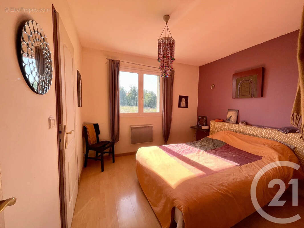 Maison 116 m² à L'isle-Jourdain  - photo 19