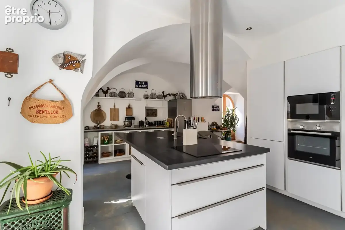 Maison de village avec jardin, piscine, garage et atelier - photo 20