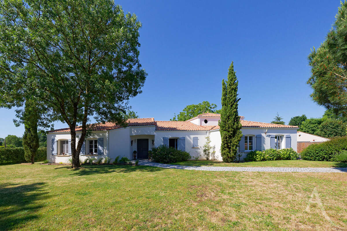 Maison à LEGE