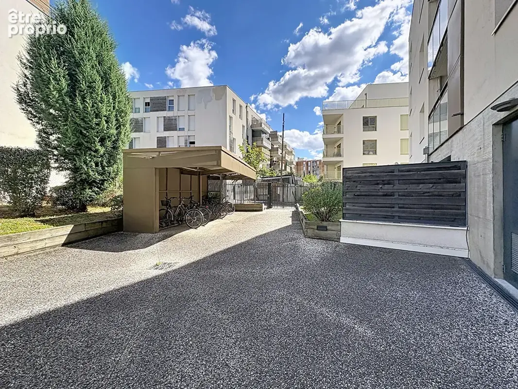 A VENDRE Appartement  2 pièces Caluire Et Cuire 2 pièce(s) 44.86 m2 dernier étage - photo 10