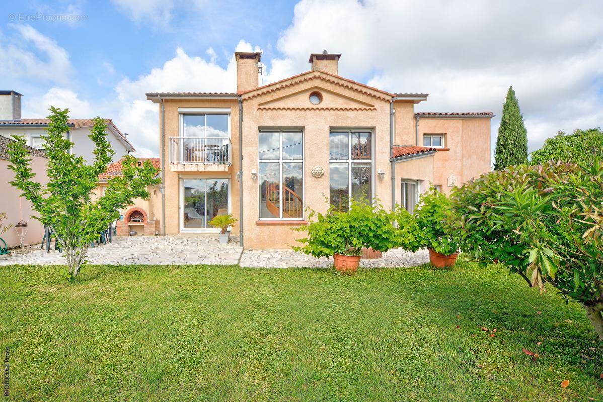 Maison à FENOUILLET