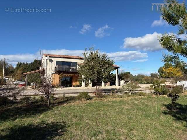 Maison à RESTINCLIERES