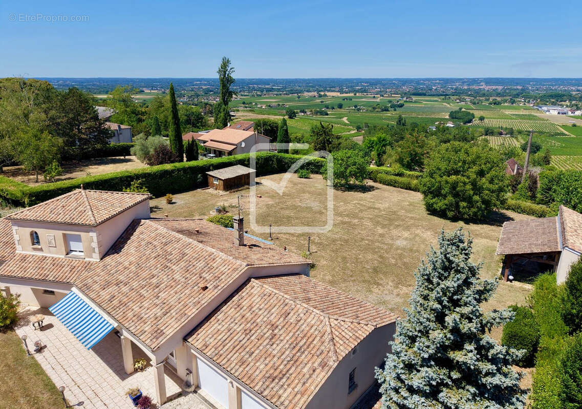 Spacieuse maison moderne avec une très belle vue - photo 3