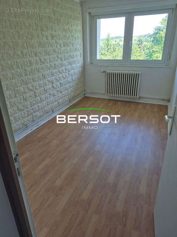 Appartement à JOUGNE