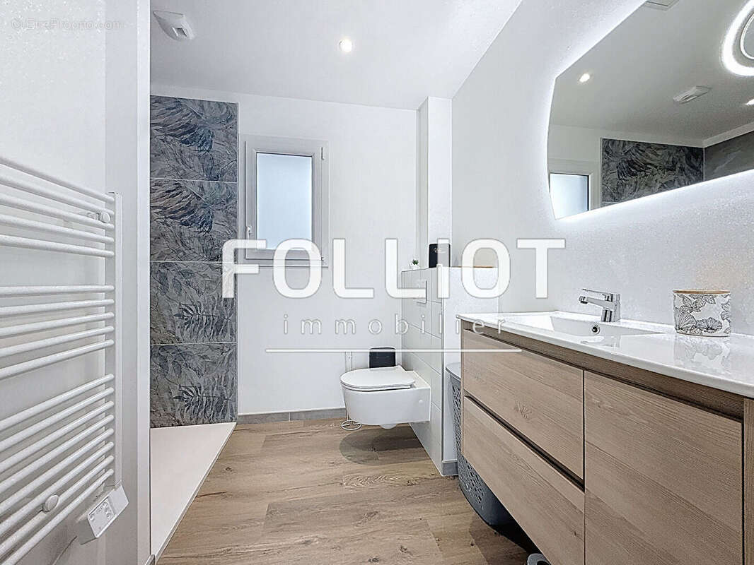 Maison à SAINT-GEORGES-DE-LA-RIVIERE