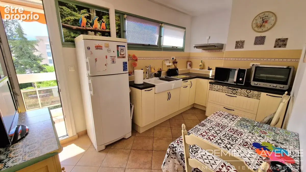 Sainte maxime - appartement 3 pieces centre ville - photo 4
