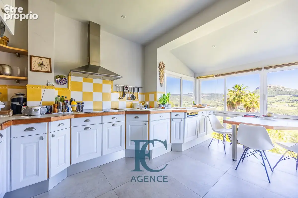 Propriété d'exception de 275 m2 à Super Cassis - photo 5