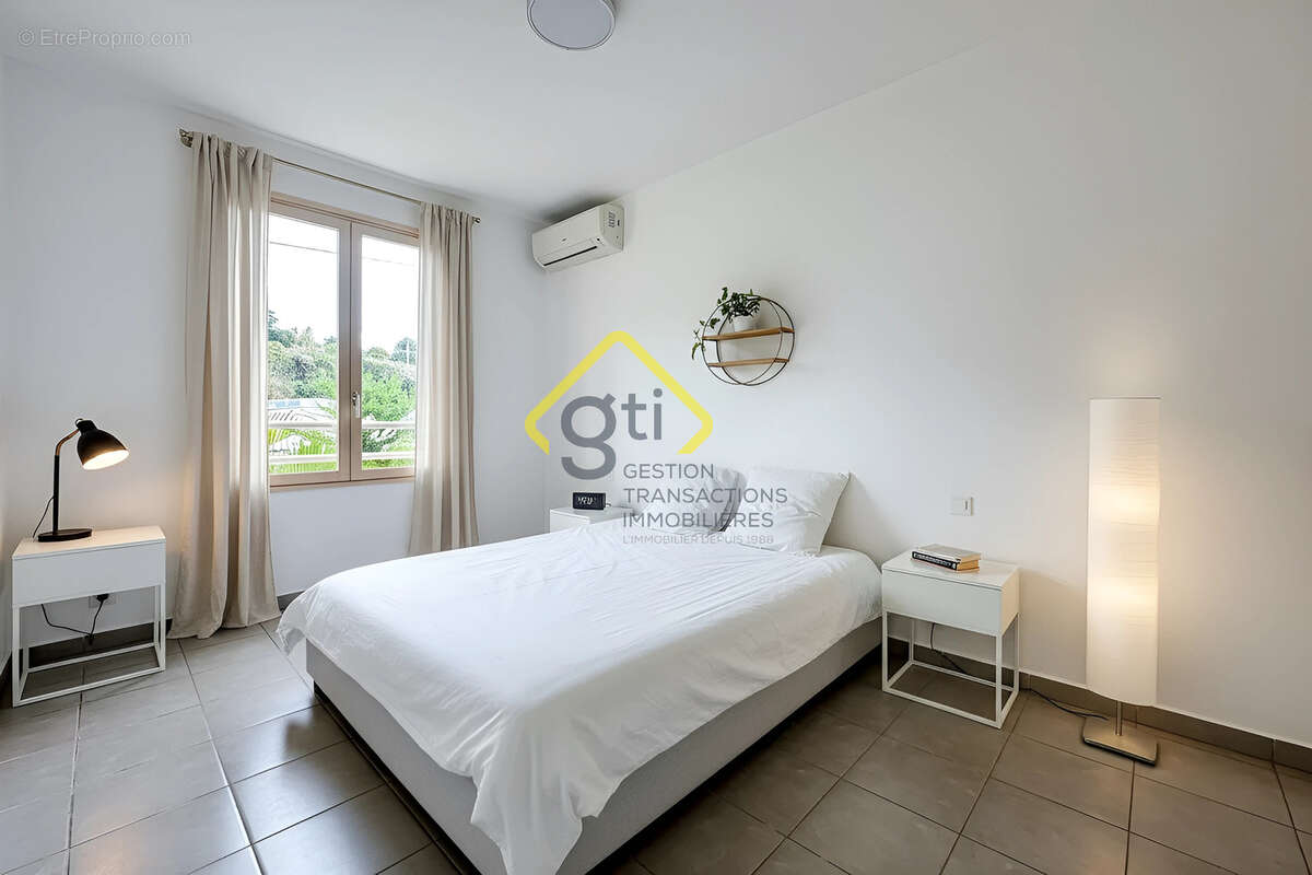 Appartement à SAINT-DENIS