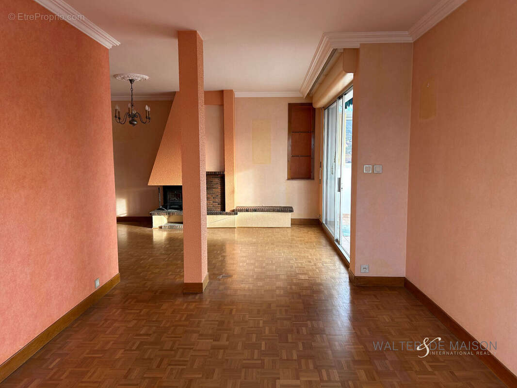 Appartement à LONS-LE-SAUNIER