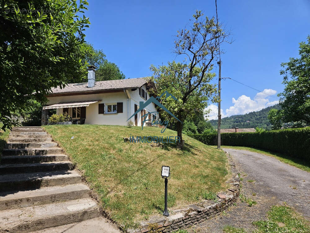 Maison de plain pied sur sous-sol - Vue vallonnée - LA FORGE - photo 9